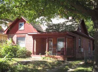 817 N 2nd St, Atchison, KS 66002