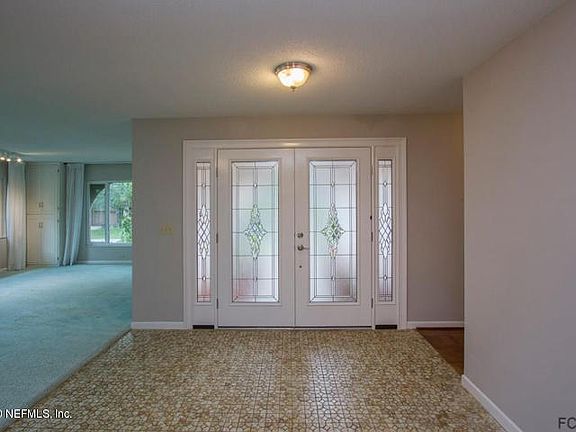4th image of 10 Blyth Ct