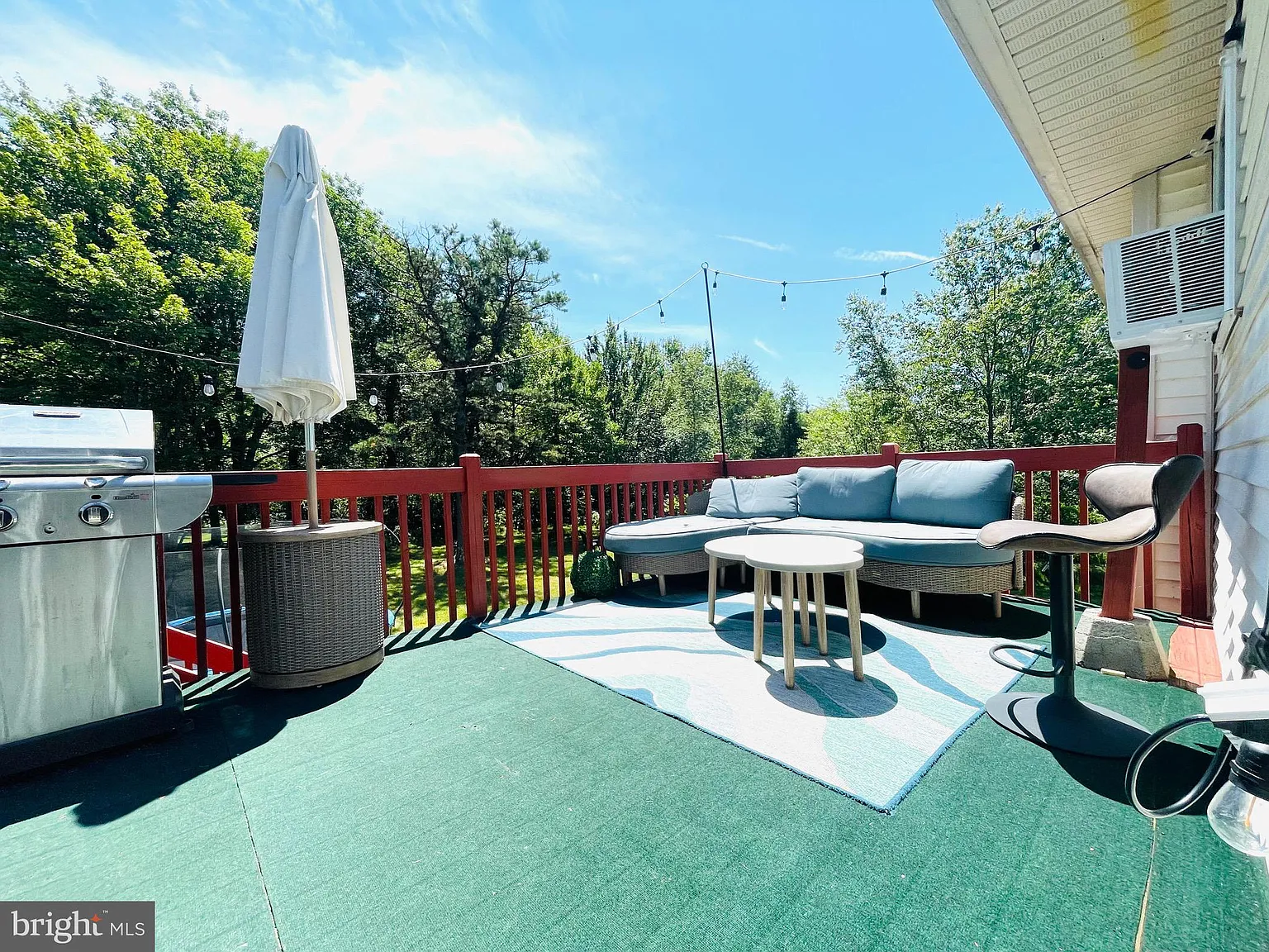4 bed, 3.0 bath, 2348 sqft, $2,700 — Photo 4