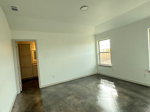 5th image of 6704 Pepperdine Dr