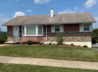 414 Mitti Rd, Reading, PA 19607