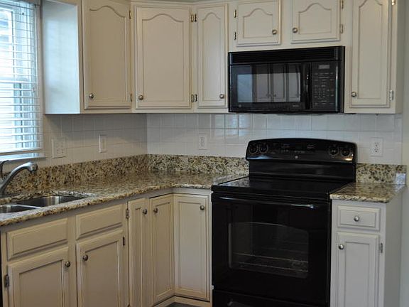 2nd image of 8337 Birch Run Ln