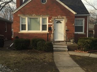 20935 Beaufait St, Harper Woods, MI