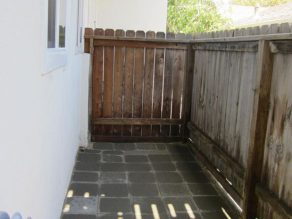 5th image of 320 Oceano Ave APT 1