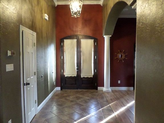 4th image of 1105 Emerald Cut Ln