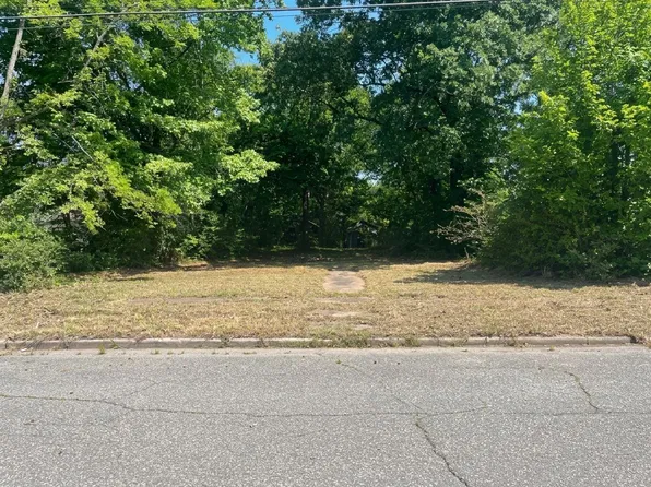 211 W 15th Ave, Pine Bluff, AR 71601