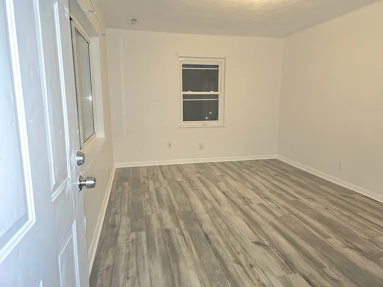 Bracken Woods Ln — Photo 1