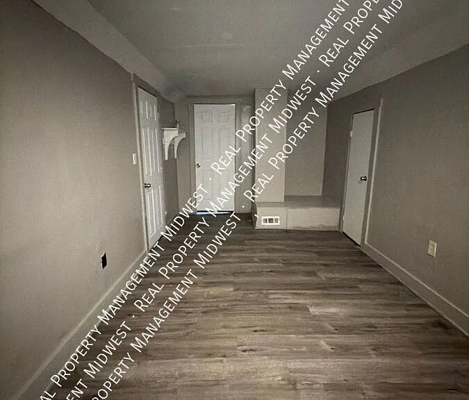 4396 Springfield St — Photo 30