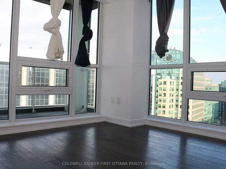199 Slater St #2013 — Photo 17