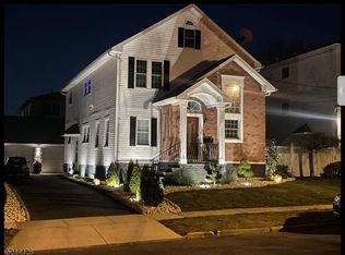 515 Miltonia St APT 1, Linden, NJ 07036