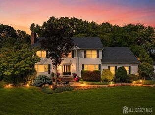 23 Drummond Way, Monroe Township, NJ 08831