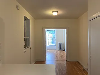 Rented by R New York