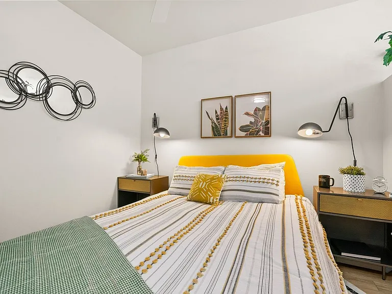 Contour Apartments — Photo 159