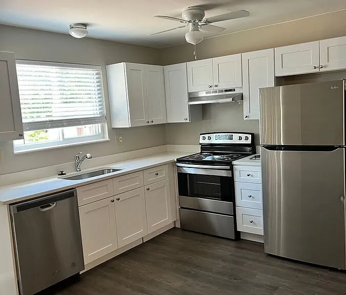 11194 Forest Ave — Photo 3