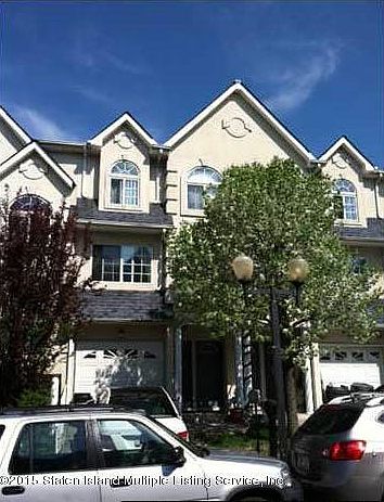 1st image of 17 Waterview Ct