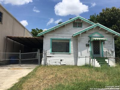 307 Blanco Rd, San Antonio, TX, 78212