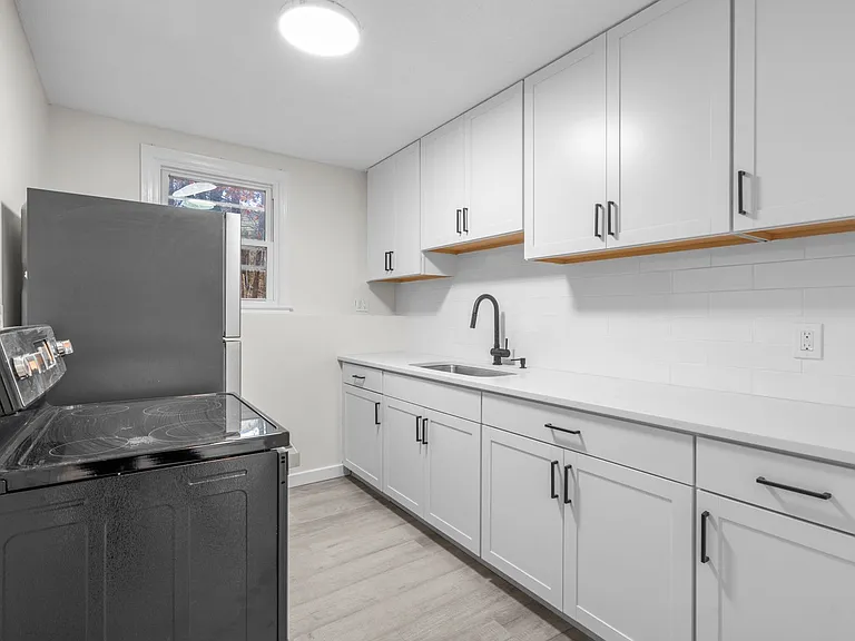 5 Foote Rd #2 — Photo 9