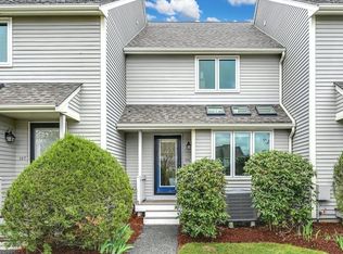 105 Maple Brook Rd #105, Bellingham, MA 02019