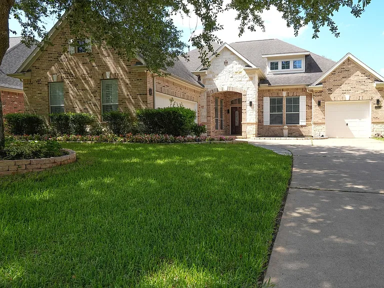 21314 Shawnee Park Dr — Photo 2