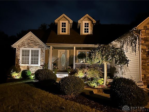 3rd image of 5217 Taylor Lake Ln