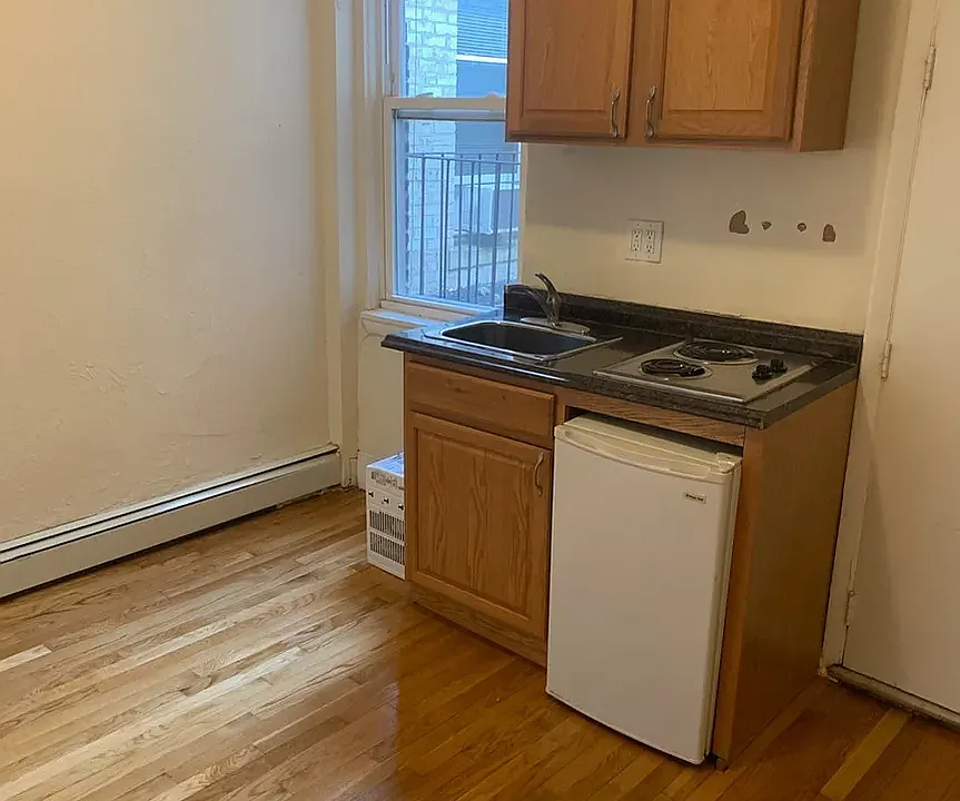 51 S Huntington Ave #202