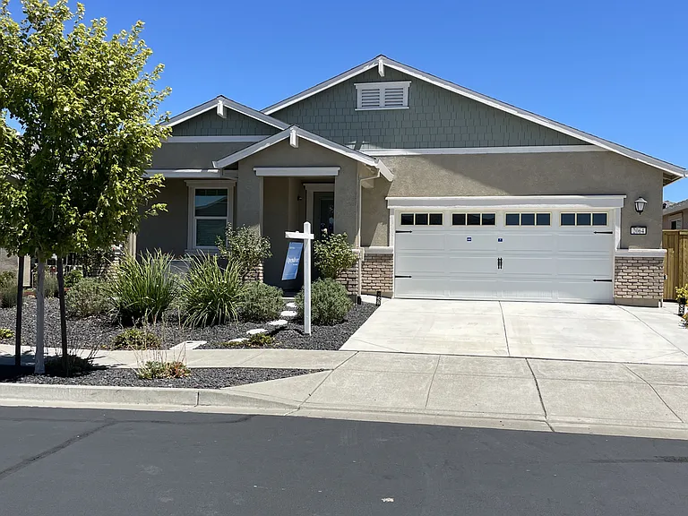 2064 Revival Ln — Photo 1