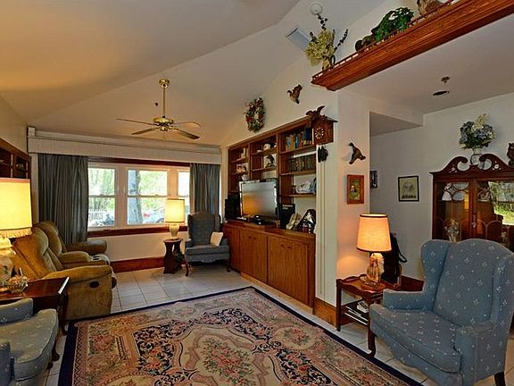 4th image of 2278 Palmetto Dr