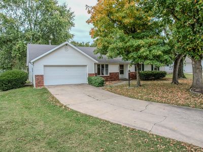 2658 S Hillsboro Avenue, Springfield, MO, 65804