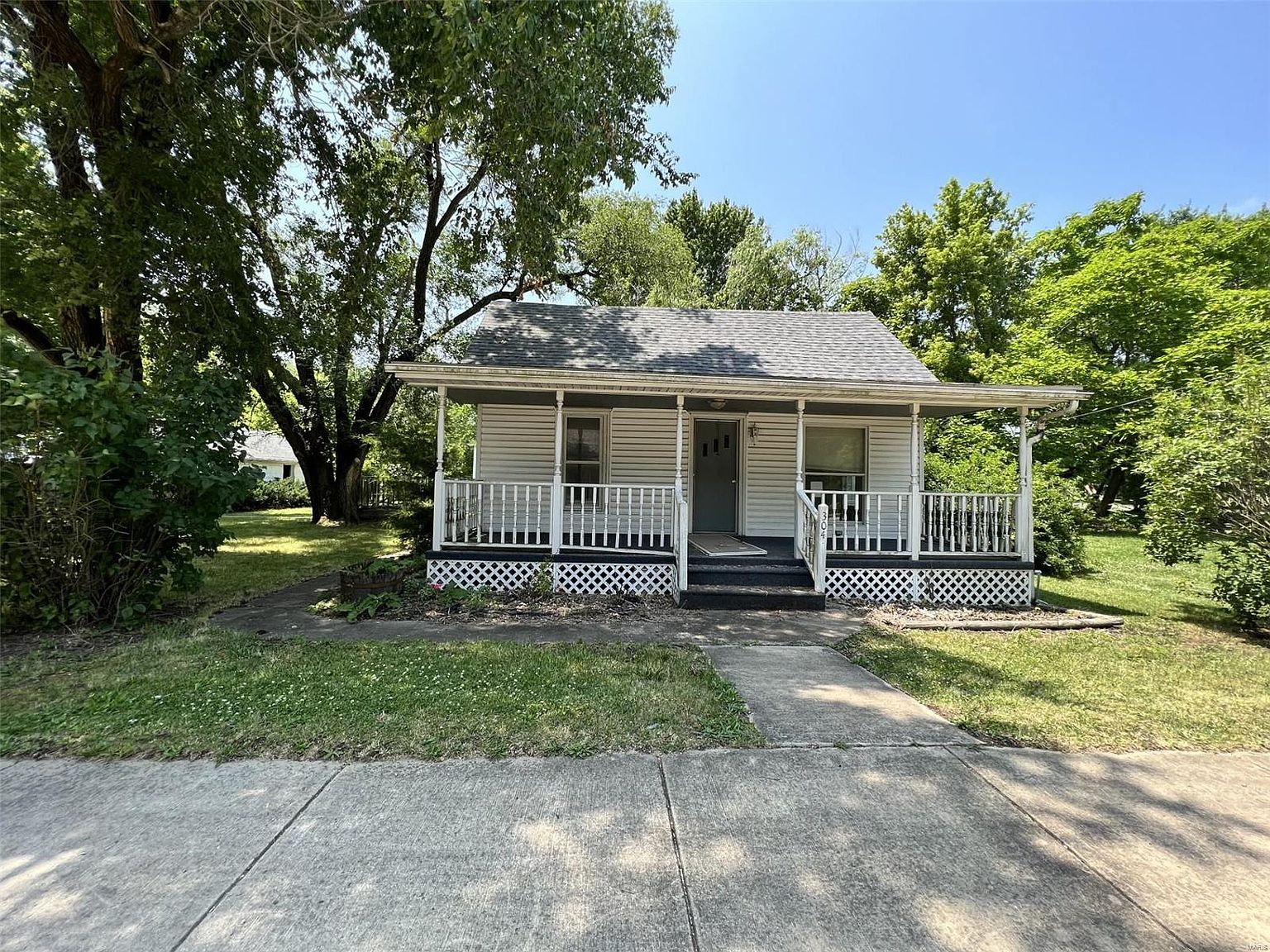 304 Cundiff St, Coffeen, IL 62017 MLS 23003258 Zillow
