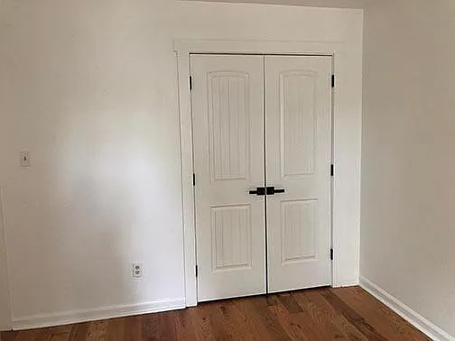Aux BRs each have 1 closet