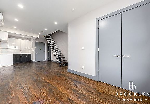 2nd image of 1277 Putman Ave #4A