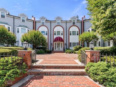 785 Washington St APT 207, Norwood, MA, 02062