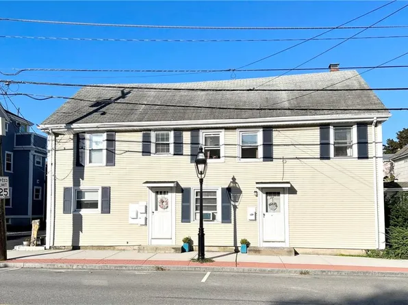 31 Water St, Warren, RI 02885
