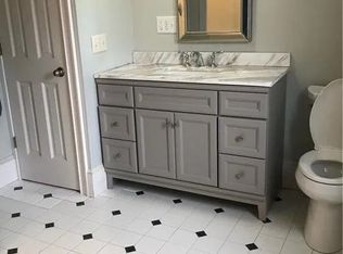 4177 Post Rd APT 1, East Greenwich, RI 02818