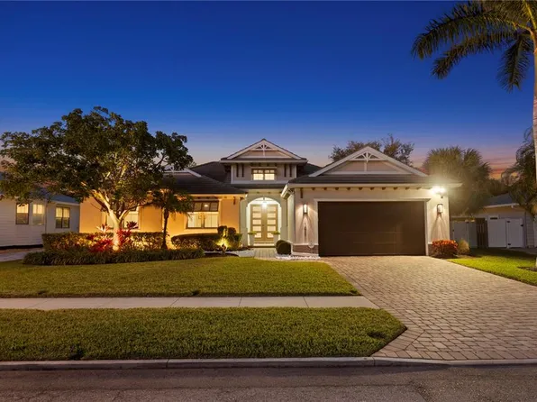 1959 Hibiscus St, Sarasota, FL 34239