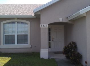 5319 NW Lamoore Ln, Port Saint Lucie, FL 34983