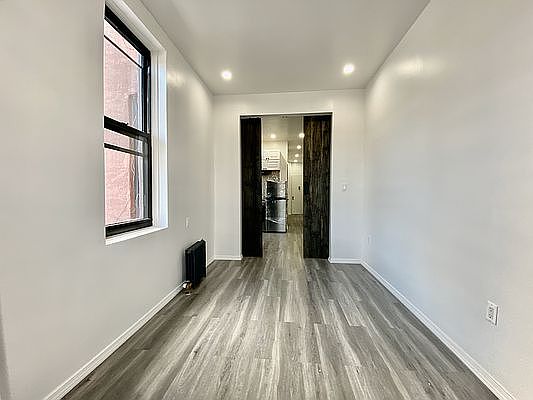 4th image of 793 Franklin Ave APT 3B