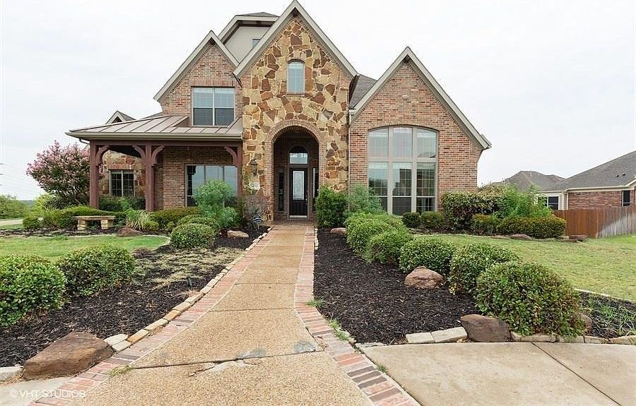 1st image of 5902 Shadywood Ln