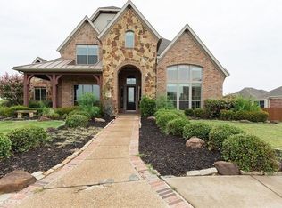 5902 Shadywood Ln, Garland, TX 75043
