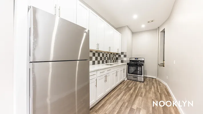 Rented by Nooklyn NYC LLC | media 16