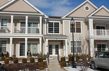 2nd image of 608 Saratoga Ln