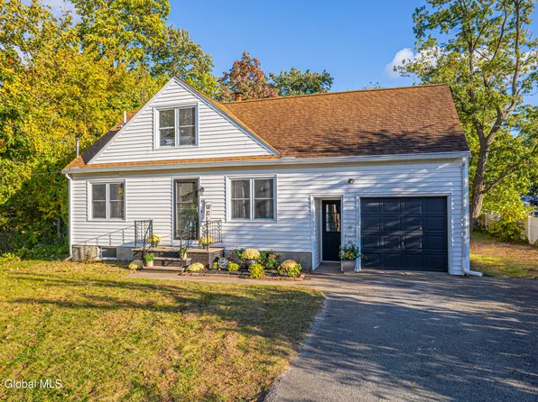 44 N Alandale Avenue, Schenectady, NY 12304