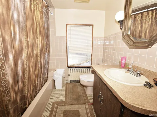 83-28 Abingdon Road image 20 of 34