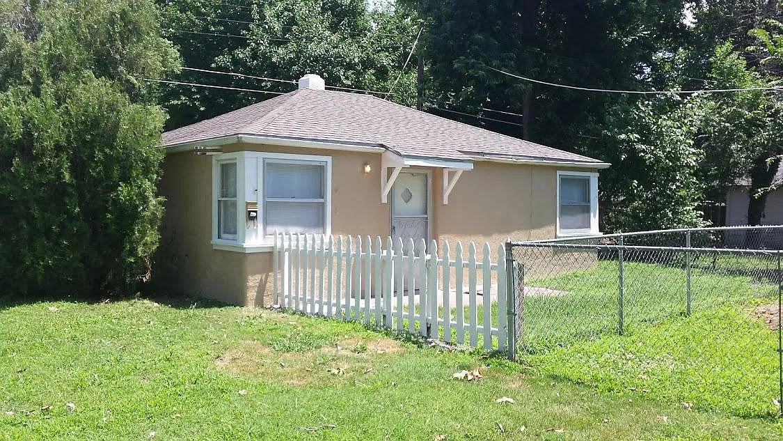 1 bed, 600 sqft, $750 — Photo 1