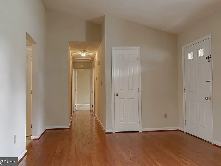 109 Morris Dr — Photo 24