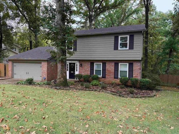 3 Coachlight Cir, Little Rock, AR 72227
