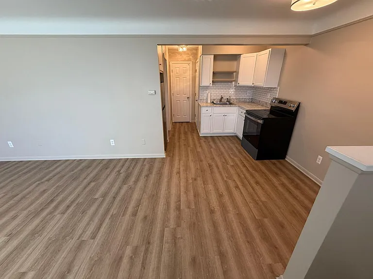 28645 John R Rd #R — Photo 15