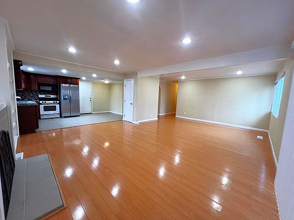 Livingroom/Familyroom