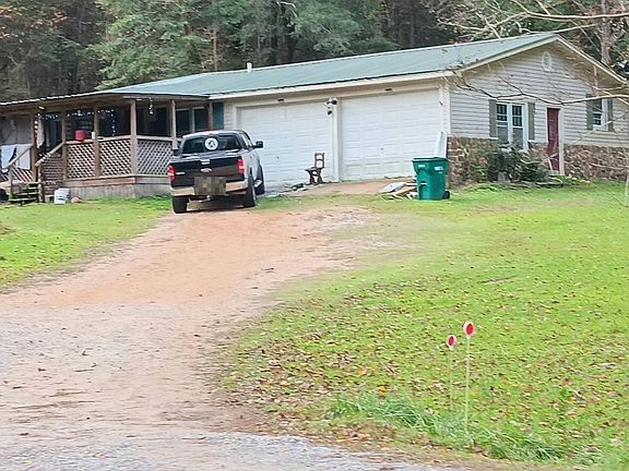 2nd image of 951 Martin Rd