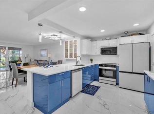 Meadowbrook Lakes Condo, Dania Beach, FL 33004